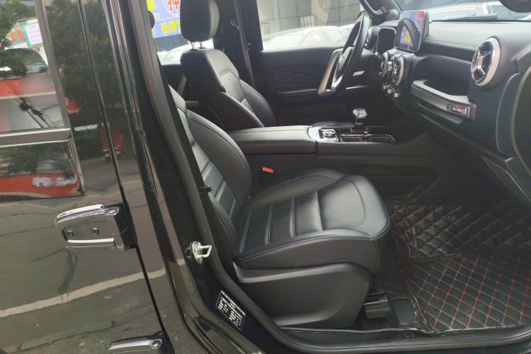 Used BAIC Off-Road BJ40 2023 2.0T Automatic Four-Wheel Drive Urban Hunter Edition Prestige Version Right Front Seat