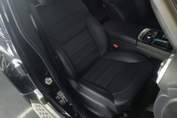 Used BAIC Off-Road BJ40 2023 2.0T Automatic Four-Wheel Drive Urban Hunter Edition Chivalrous Type Right Front Seat