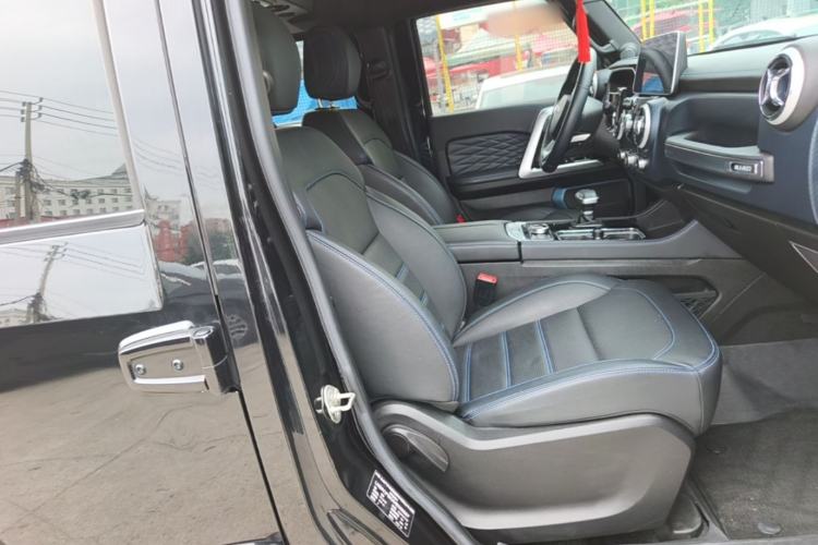 Used BAIC Off-Road BJ40 2023 2.0T Automatic Four-Wheel Drive Urban Hunter Edition Chivalrous Type Right Front Seat