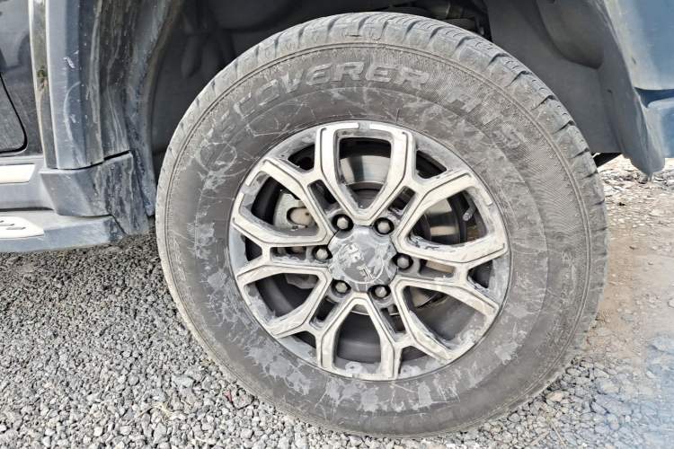 Used BAIC Off-Road BJ40 2023 2.0T Automatic Two-Wheel Drive Urban Hunter Edition Chivalrous Type Right Front Wheel Hub