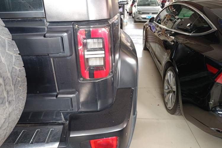 Used BAIC Off-Road BJ40 2023 2.0D Automatic Four-Wheel Drive Blade Hero Edition Adventurer Type Right Rear Taillight