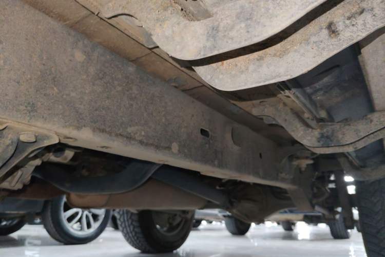 Used BAIC Off-Road BJ40 2023 2.0T Automatic Four-Wheel Drive Urban Hunter Edition Chivalrous Type Right Side Sill