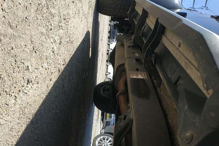 Used BAIC Off-Road BJ40 2023 2.0T Automatic Four-Wheel Drive Urban Hunter Edition Chivalrous Type Right Side Sill