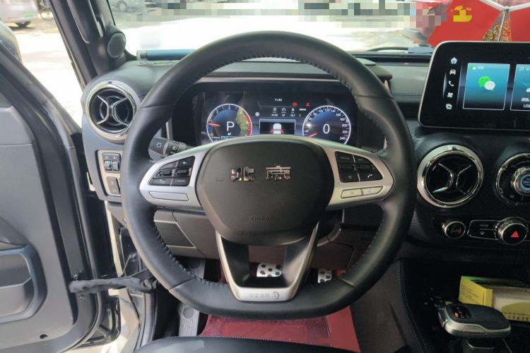 Used BAIC Off-Road BJ40 2023 2.0D Automatic Four-Wheel Drive Blade Hero Edition Adventurer Type Steering Wheel