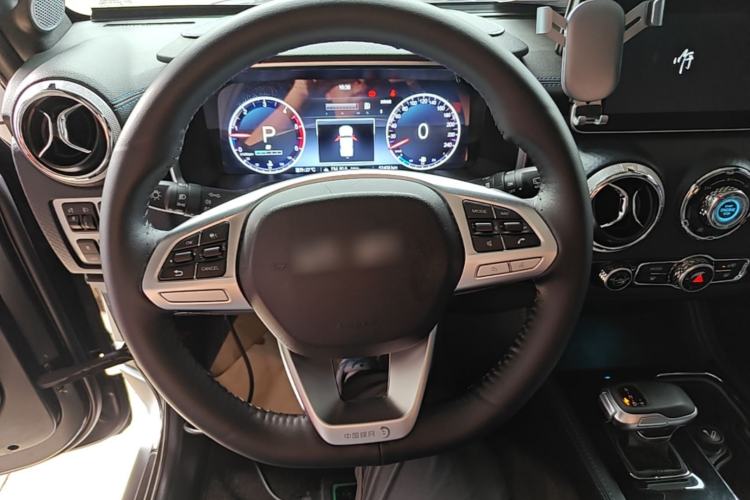 Used BAIC Off-Road BJ40 2023 2.0D Automatic Four-Wheel Drive Blade Hero Edition Adventurer Type Steering Wheel