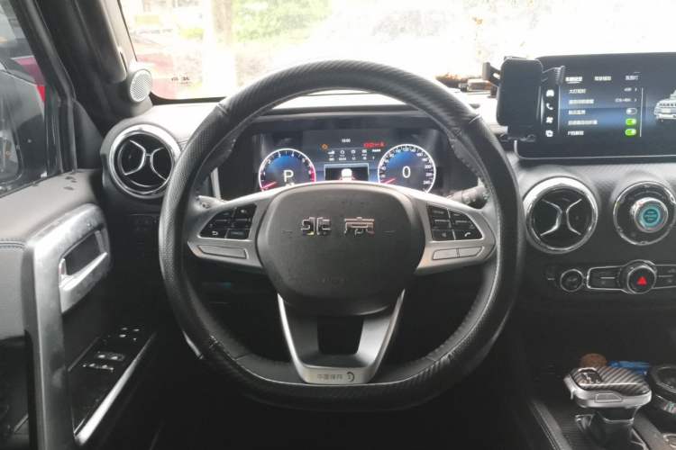 Used BAIC Off-Road BJ40 2023 2.0T Automatic Four-Wheel Drive Urban Hunter Edition Chivalrous Type Steering Wheel