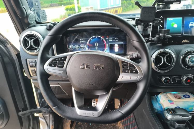 Used BAIC Off-Road BJ40 2023 2.0D Automatic Four-Wheel Drive Blade Hero Edition Adventurer Type Steering Wheel