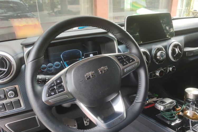 Used BAIC Off-Road BJ40 2023 2.0D Automatic Four-Wheel Drive Blade Hero Edition Adventurer Type Steering Wheel