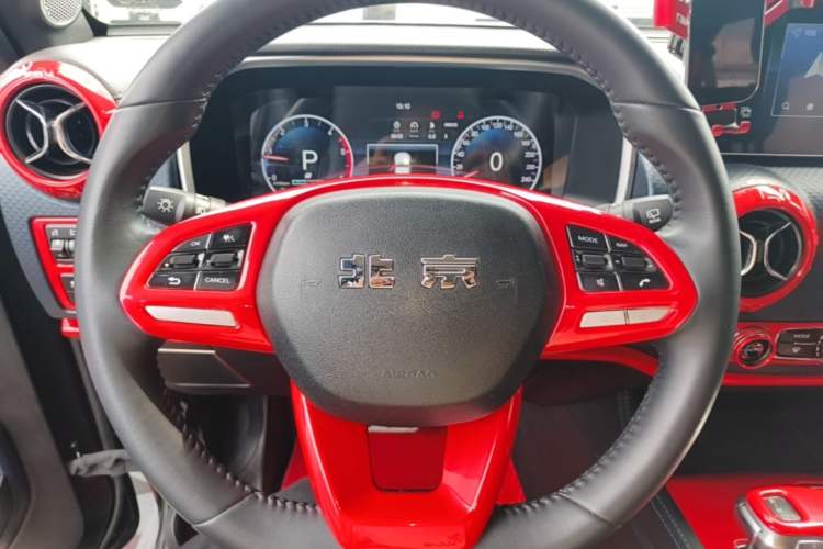 Used BAIC Off-Road BJ40 2023 2.0D Automatic Four-Wheel Drive Blade Hero Edition Adventurer Type Steering Wheel