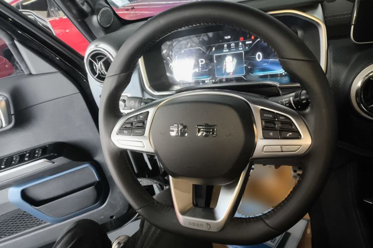 Used BAIC Off-Road BJ40 2023 2.0T Automatic Four-Wheel Drive Urban Hunter Edition Chivalrous Type Steering Wheel