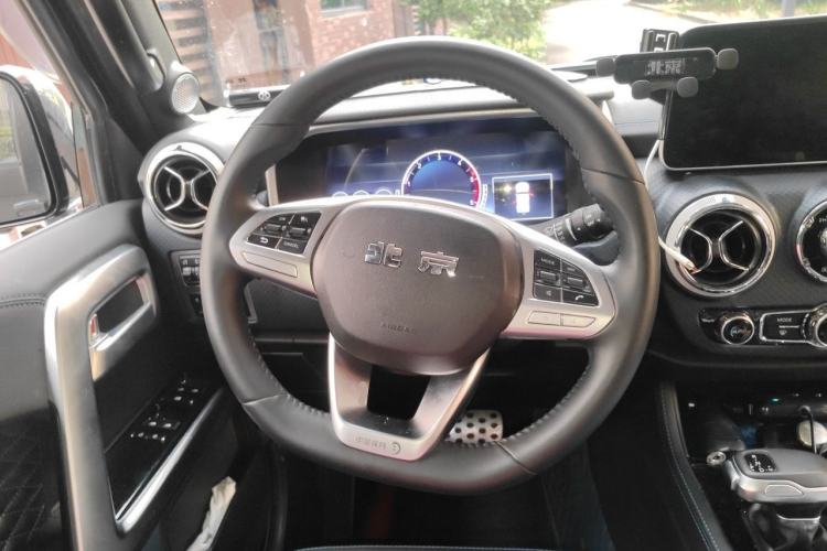 Used BAIC Off-Road BJ40 2023 2.0D Automatic Four-Wheel Drive Blade Hero Edition Adventurer Type Steering Wheel