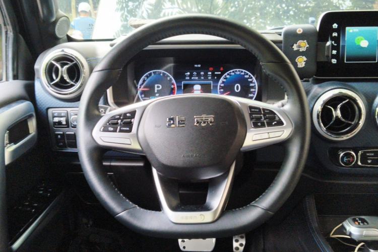 Used BAIC Off-Road BJ40 2023 2.0T Automatic Four-Wheel Drive Urban Hunter Edition Chivalrous Type Steering Wheel
