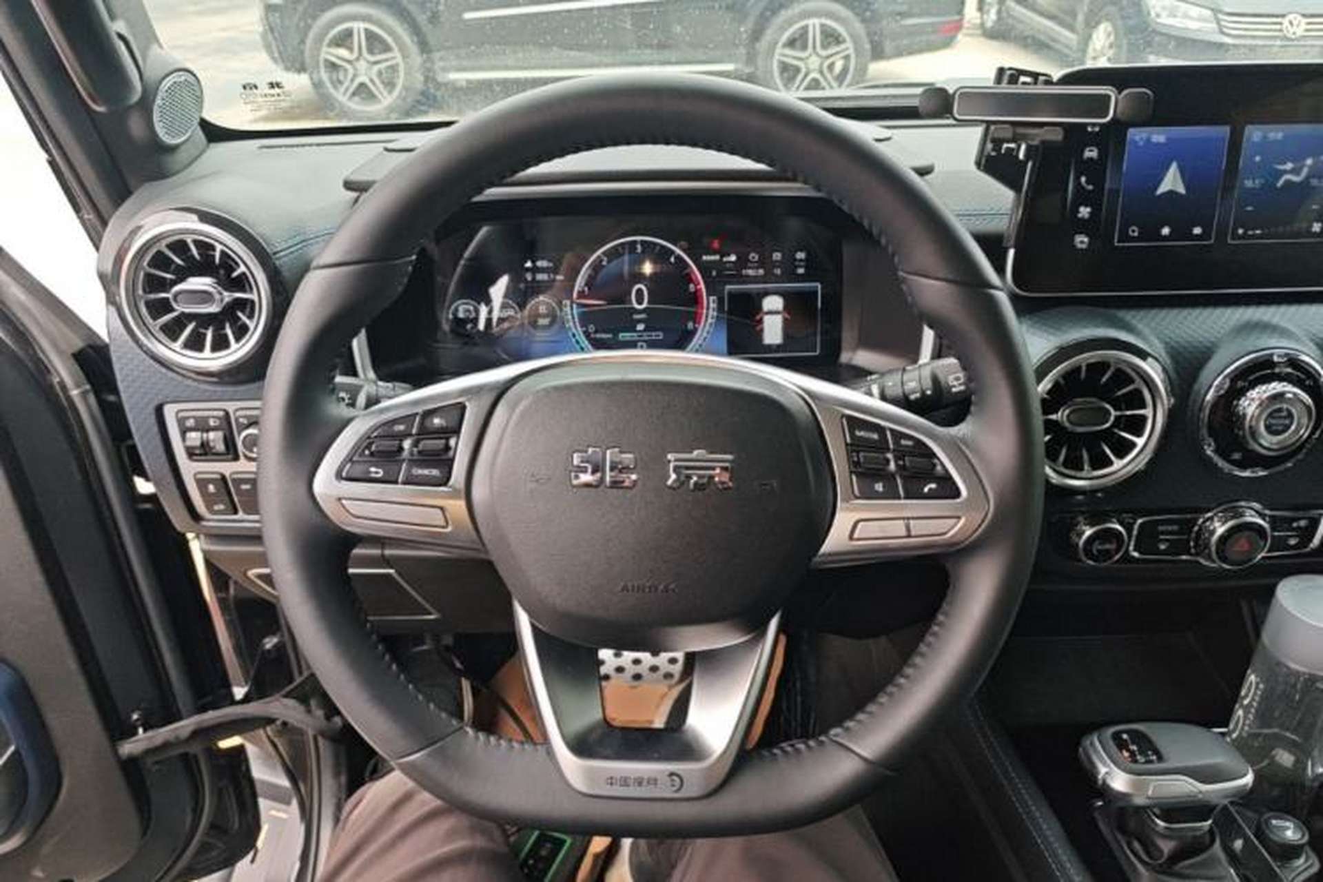 Used BAIC Off-Road BJ40 2023 2.0D Automatic Four-Wheel Drive Blade Hero Edition Adventurer Type Steering Wheel