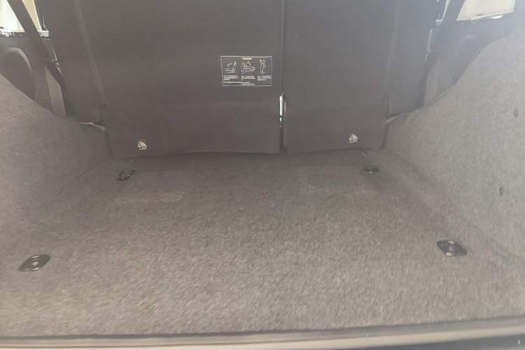 Used BAIC Off-Road BJ40 2023 2.0T Automatic Four-Wheel Drive Urban Hunter Edition Chivalrous Type Trunk