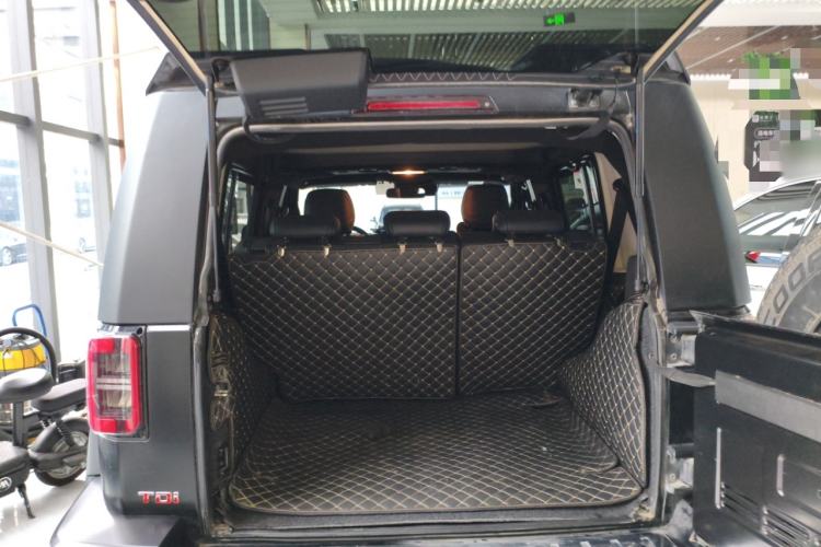 Used BAIC Off-Road BJ40 2023 2.0D Automatic Four-Wheel Drive Blade Hero Edition Adventurer Type Trunk