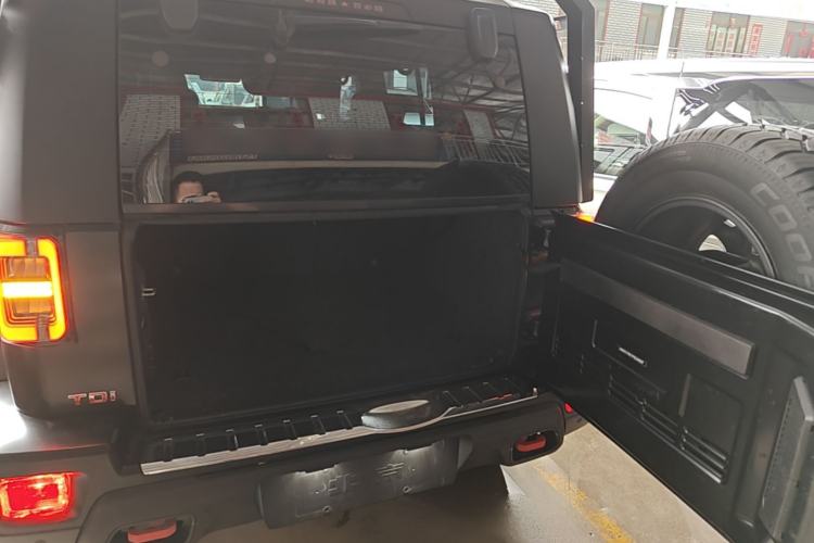 Used BAIC Off-Road BJ40 2023 2.0D Automatic Four-Wheel Drive Blade Hero Edition Adventurer Type Trunk