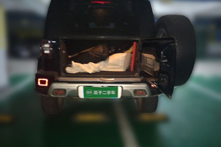 Used BAIC Off-Road BJ40 2023 2.0T Automatic Four-Wheel Drive Urban Hunter Edition Chivalrous Type Trunk