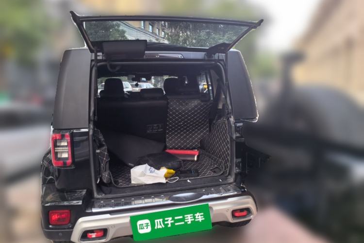 Used BAIC Off-Road BJ40 2023 2.0T Automatic Four-Wheel Drive Urban Hunter Edition Chivalrous Type Trunk