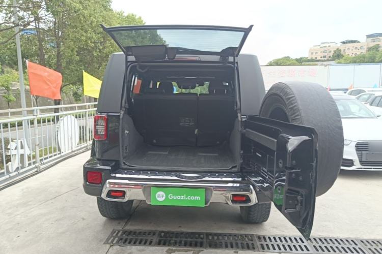 Used BAIC Off-Road BJ40 2023 2.0T Automatic Four-Wheel Drive Urban Hunter Edition Prestige Version Trunk
