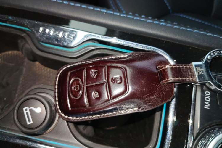 Used BAIC Off-Road BJ40 2023 2.0T Automatic Four-Wheel Drive Urban Hunter Edition Chivalrous Type Vehicle Key
