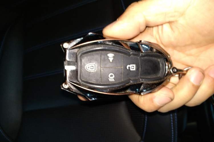 Used BAIC Off-Road BJ40 2023 2.0D Automatic Four-Wheel Drive Blade Hero Edition Adventurer Type Vehicle Key