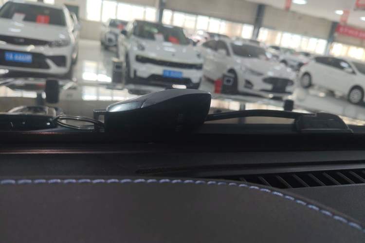 Used BAIC Off-Road BJ40 2023 2.0T Automatic Four-Wheel Drive Urban Hunter Edition Chivalrous Type Vehicle Key