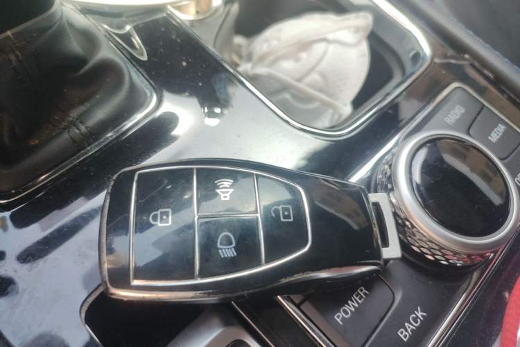 Used BAIC Off-Road BJ40 2023 2.0T Automatic Four-Wheel Drive Urban Hunter Edition Chivalrous Type Vehicle Key