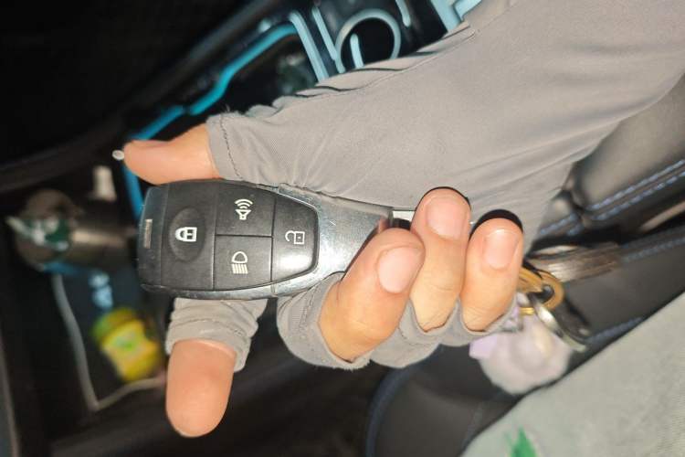 Used BAIC Off-Road BJ40 2023 2.0T Automatic Four-Wheel Drive Urban Hunter Edition Chivalrous Type Vehicle Key