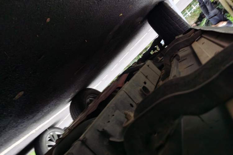 Used BAIC Off-Road BJ40 2023 2.0T Automatic Four-Wheel Drive Urban Hunter Edition Chivalrous Type Chassis Rear Left