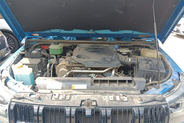 Used BAIC Off-Road BJ40 2023 2.0D Automatic Four-Wheel Drive Blade Hero Edition Adventurer Type Engine Bay