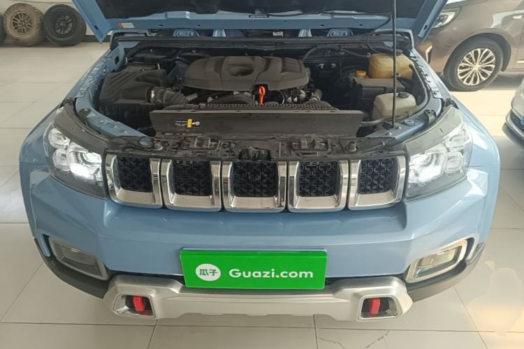Used BAIC Off-Road BJ40 2023 2.0T Automatic Four-Wheel Drive Urban Hunter Edition Chivalrous Type Engine Bay