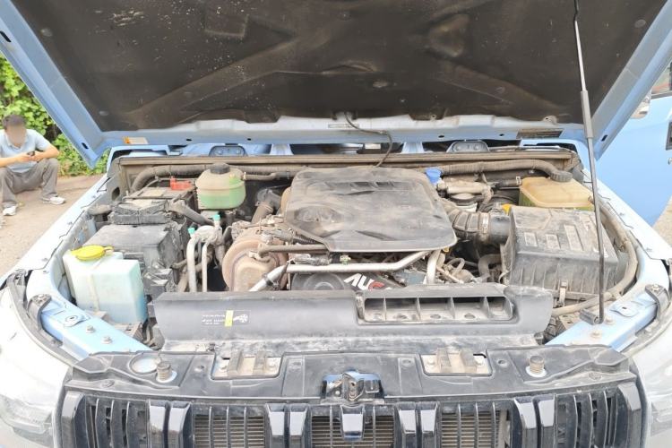 Used BAIC Off-Road BJ40 2023 2.0D Automatic Four-Wheel Drive Blade Hero Edition Adventurer Type Engine Bay