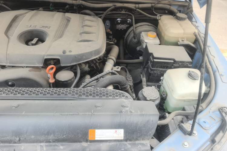 Used BAIC Off-Road BJ40 2023 2.0T Automatic Four-Wheel Drive Urban Hunter Edition Chivalrous Type Engine Bay Left