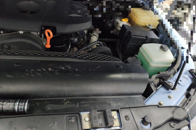 Used BAIC Off-Road BJ40 2023 2.0T Automatic Four-Wheel Drive Urban Hunter Edition Chivalrous Type Engine Bay Left