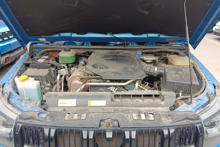 Used BAIC Off-Road BJ40 2023 2.0D Automatic Four-Wheel Drive Blade Hero Edition Adventurer Type Engine Bay