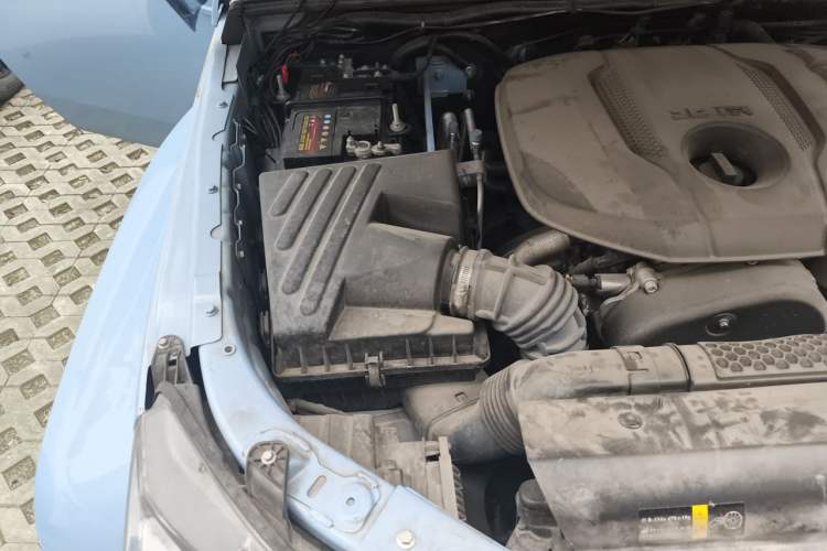 Used BAIC Off-Road BJ40 2023 2.0T Automatic Four-Wheel Drive Urban Hunter Edition Chivalrous Type Engine Bay Right