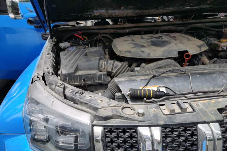 Used BAIC Off-Road BJ40 2023 2.0T Automatic Four-Wheel Drive Urban Hunter Edition Chivalrous Type Engine Bay Right