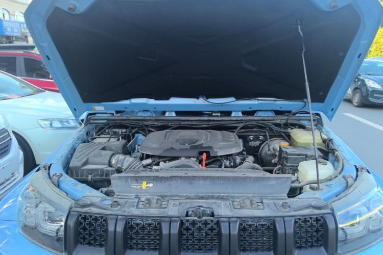 Used BAIC Off-Road BJ40 2023 2.0T Automatic Four-Wheel Drive Urban Hunter Edition Chivalrous Type Engine Bay