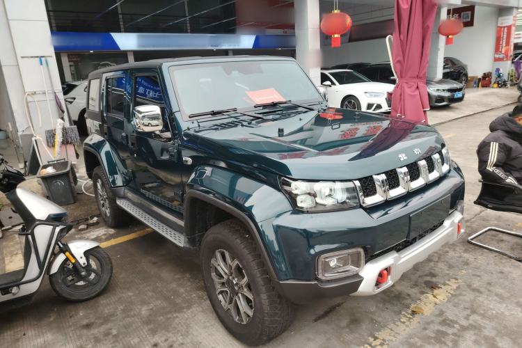 Used BAIC Off-Road BJ40 2023 2.0T Automatic Four-Wheel Drive Urban Hunter Edition Chivalrous Type Front Right 45 Deg