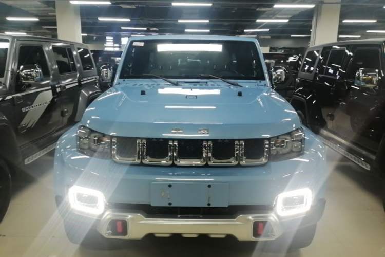 Used BAIC Off-Road BJ40 2023 2.0T Automatic Four-Wheel Drive Urban Hunter Edition Chivalrous Type Front
