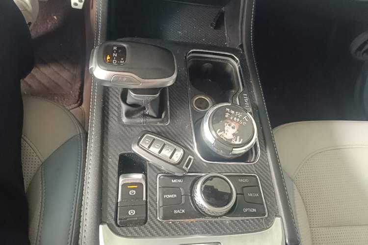 Used BAIC Off-Road BJ40 2023 2.0T Automatic Four-Wheel Drive Urban Hunter Edition Chivalrous Type Gear Lever
