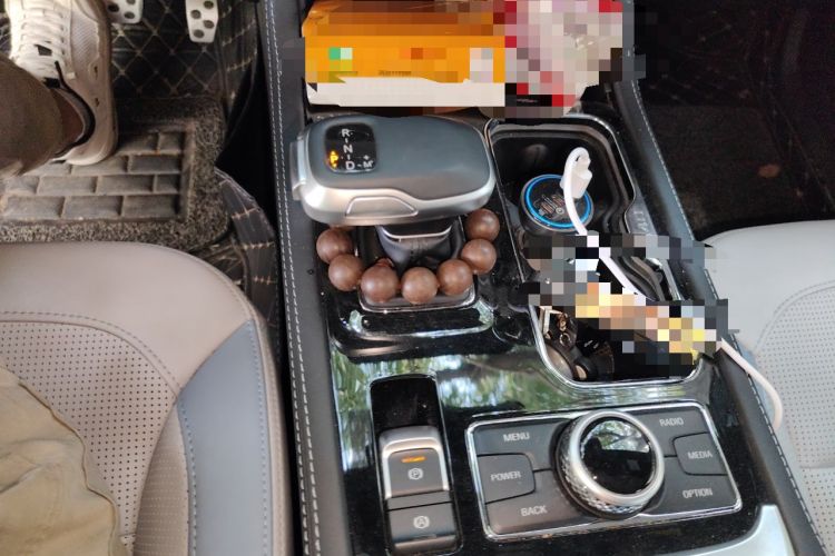 Used BAIC Off-Road BJ40 2023 2.0T Automatic Four-Wheel Drive Urban Hunter Edition Chivalrous Type Gear Lever