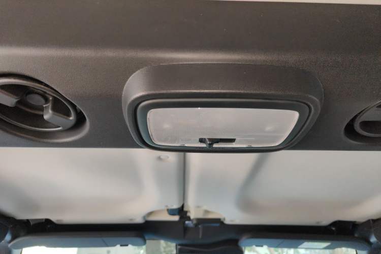 Used BAIC Off-Road BJ40 2023 2.0T Automatic Four-Wheel Drive Urban Hunter Edition Chivalrous Type Headliner