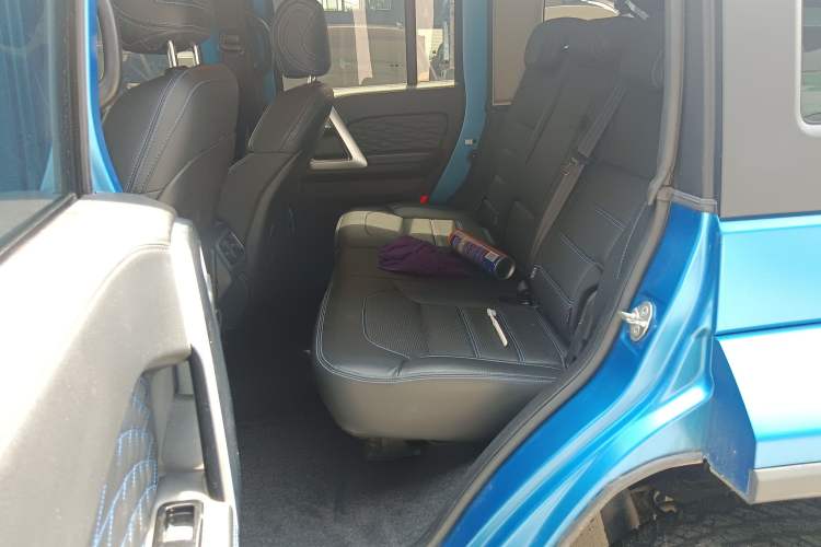 Used BAIC Off-Road BJ40 2023 2.0D Automatic Four-Wheel Drive Blade Hero Edition Adventurer Type Interior 4