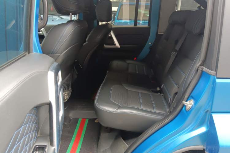 Used BAIC Off-Road BJ40 2023 2.0D Automatic Four-Wheel Drive Blade Hero Edition Adventurer Type Interior 4