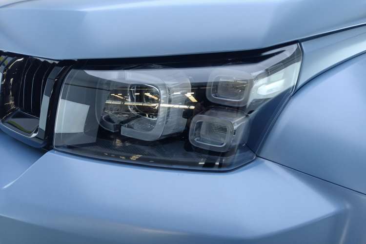 Used BAIC Off-Road BJ40 2023 2.0D Automatic Four-Wheel Drive Blade Hero Edition Adventurer Type Left Front Headlight