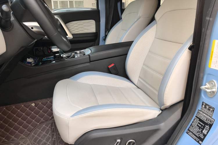 Used BAIC Off-Road BJ40 2023 2.0T Automatic Four-Wheel Drive Urban Hunter Edition Chivalrous Type Left Front Seat