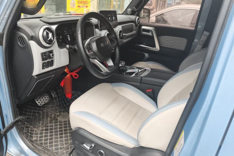 Used BAIC Off-Road BJ40 2023 2.0T Automatic Four-Wheel Drive Urban Hunter Edition Chivalrous Type Left Front Seat