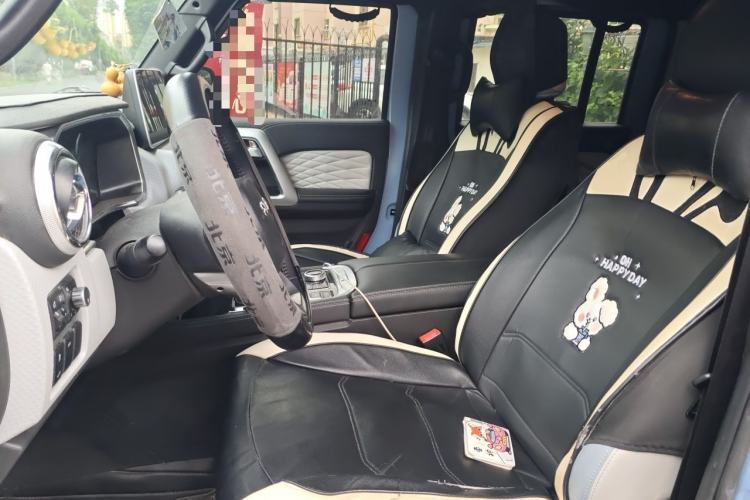 Used BAIC Off-Road BJ40 2023 2.0D Automatic Four-Wheel Drive Blade Hero Edition Adventurer Type Left Front Seat