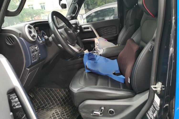 Used BAIC Off-Road BJ40 2023 2.0T Automatic Four-Wheel Drive Urban Hunter Edition Chivalrous Type Left Front Seat